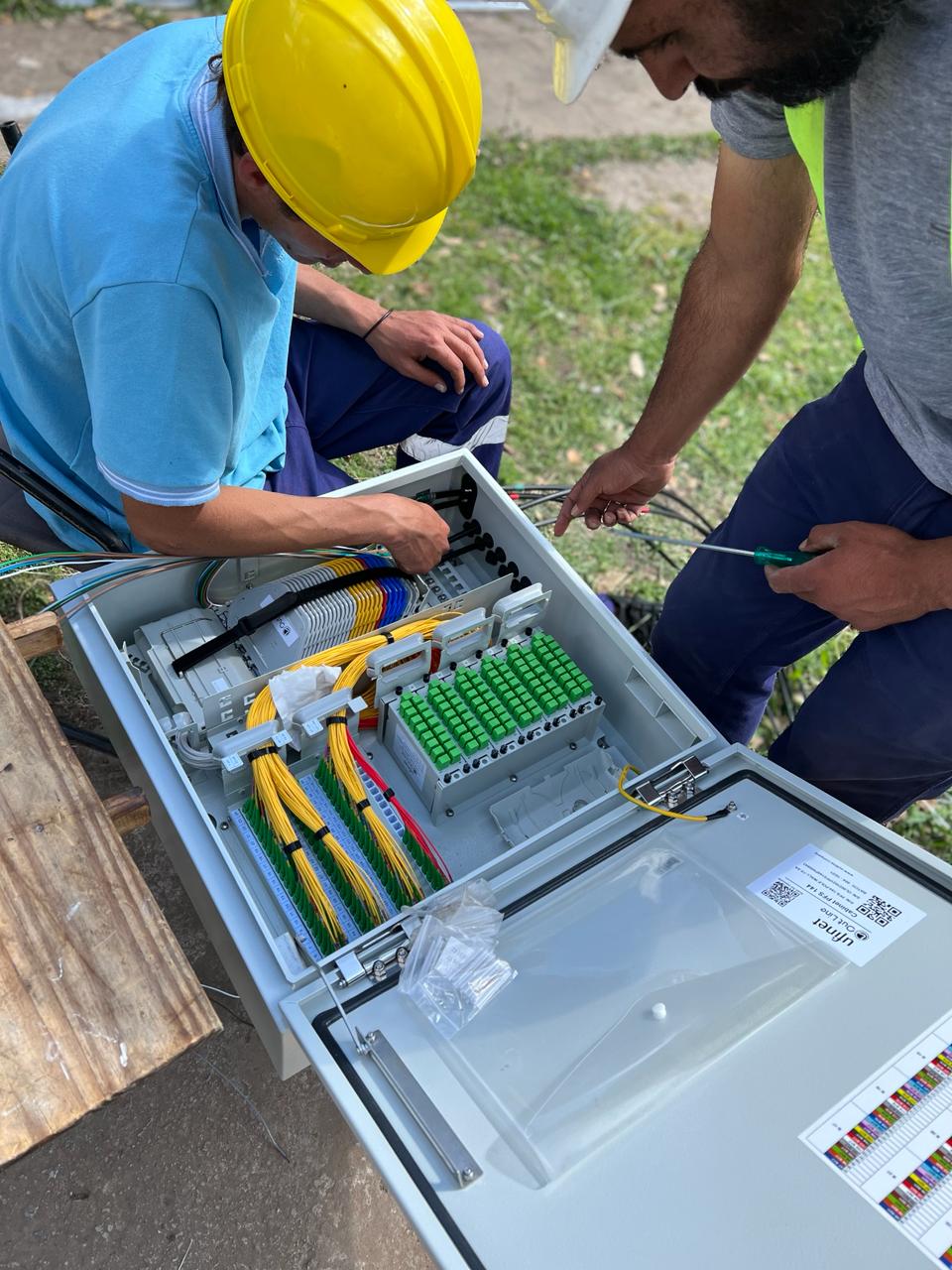 Conexionado en caja de distribución FTTH